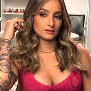 Meet your Posher, Fernanda